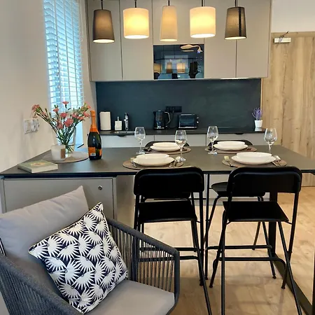 Nr 10 - Wakacyjna 5 Mielno